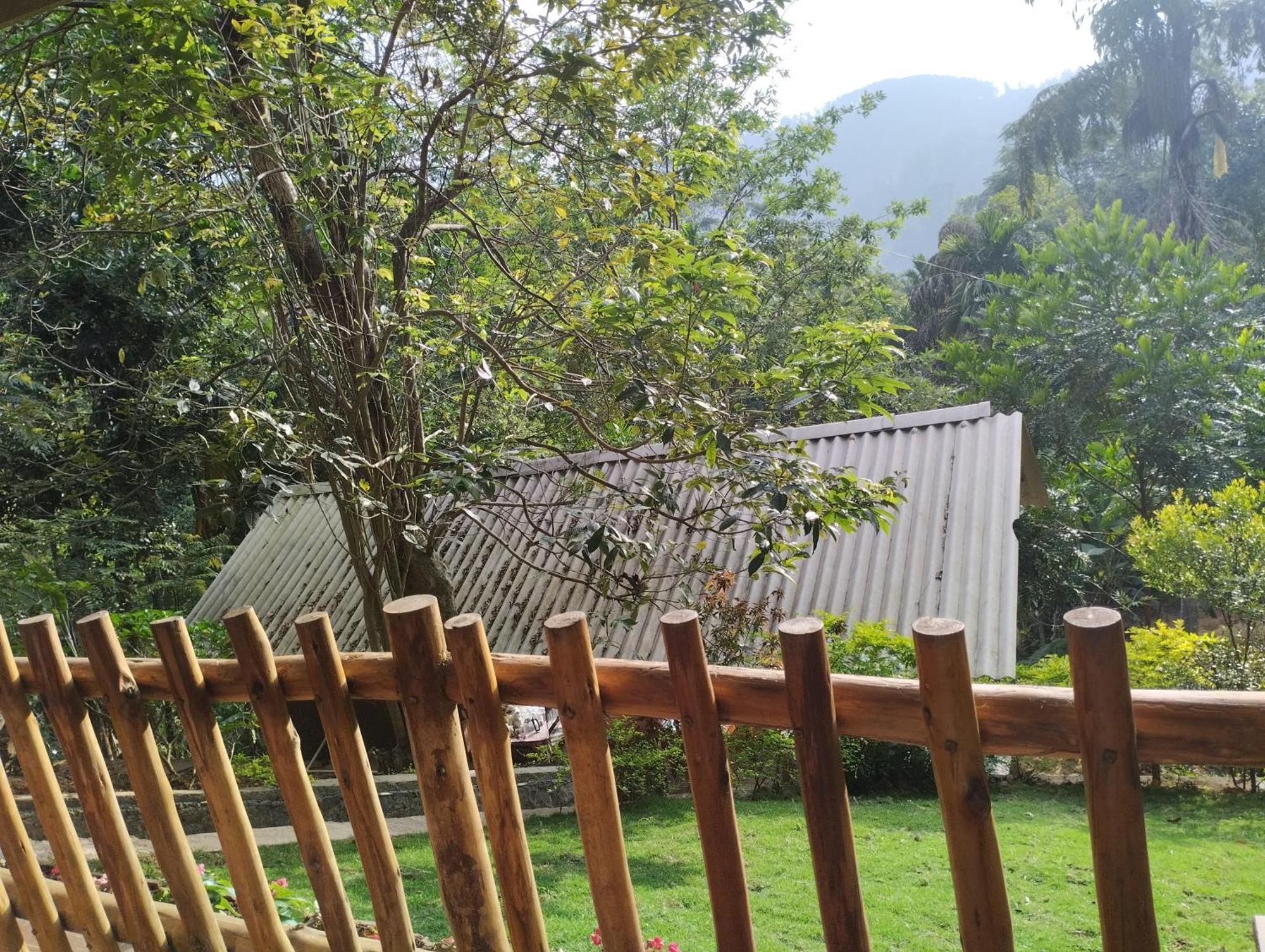 Ella Wood Cabin ภายนอก รูปภาพ