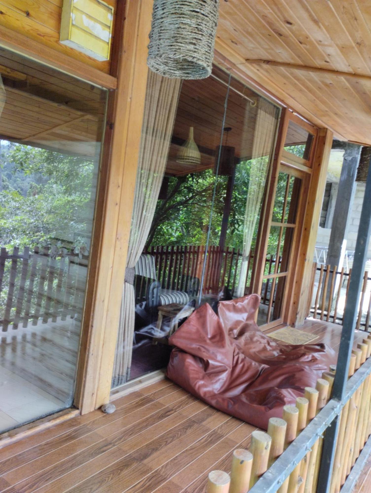 Ella Wood Cabin ภายนอก รูปภาพ