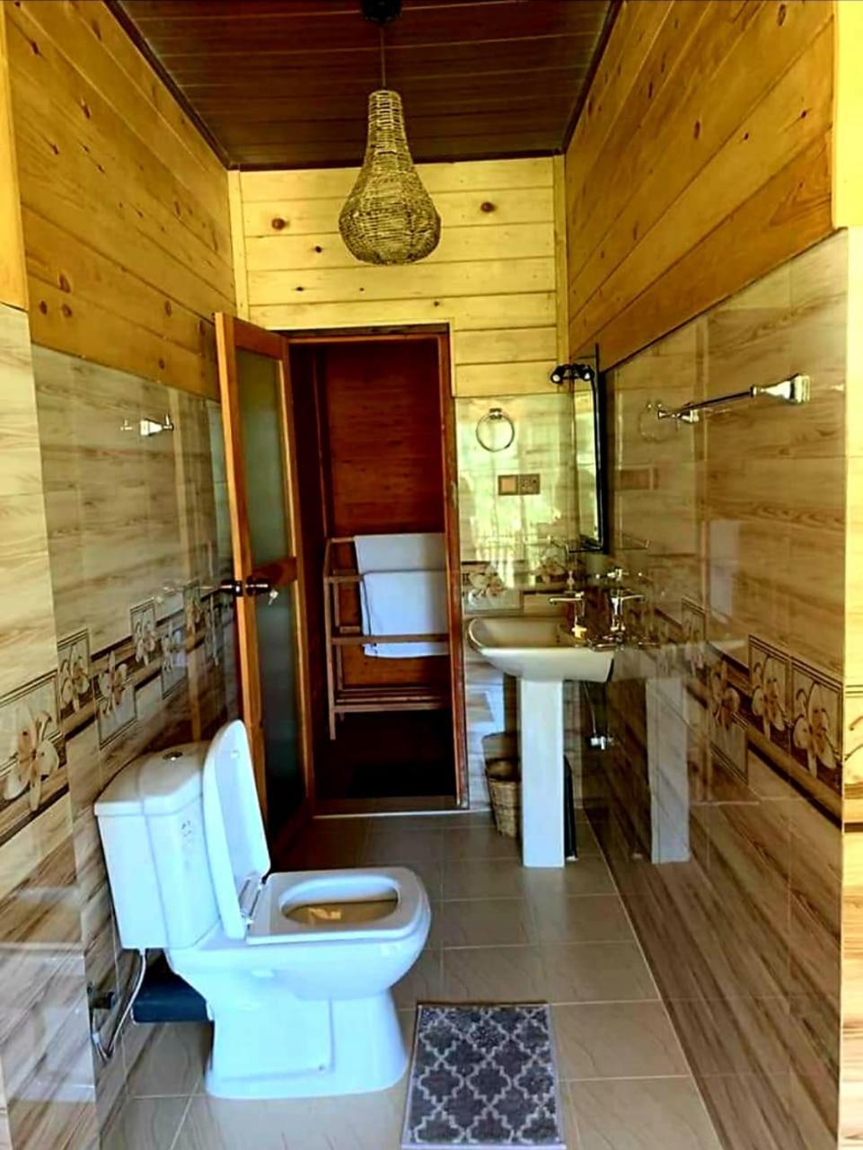 Ella Wood Cabin ภายนอก รูปภาพ