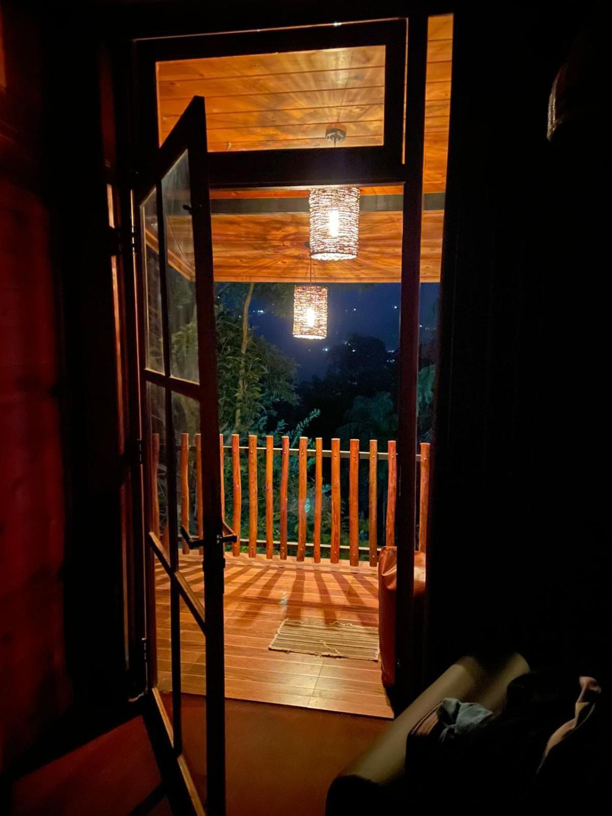 Ella Wood Cabin ภายนอก รูปภาพ