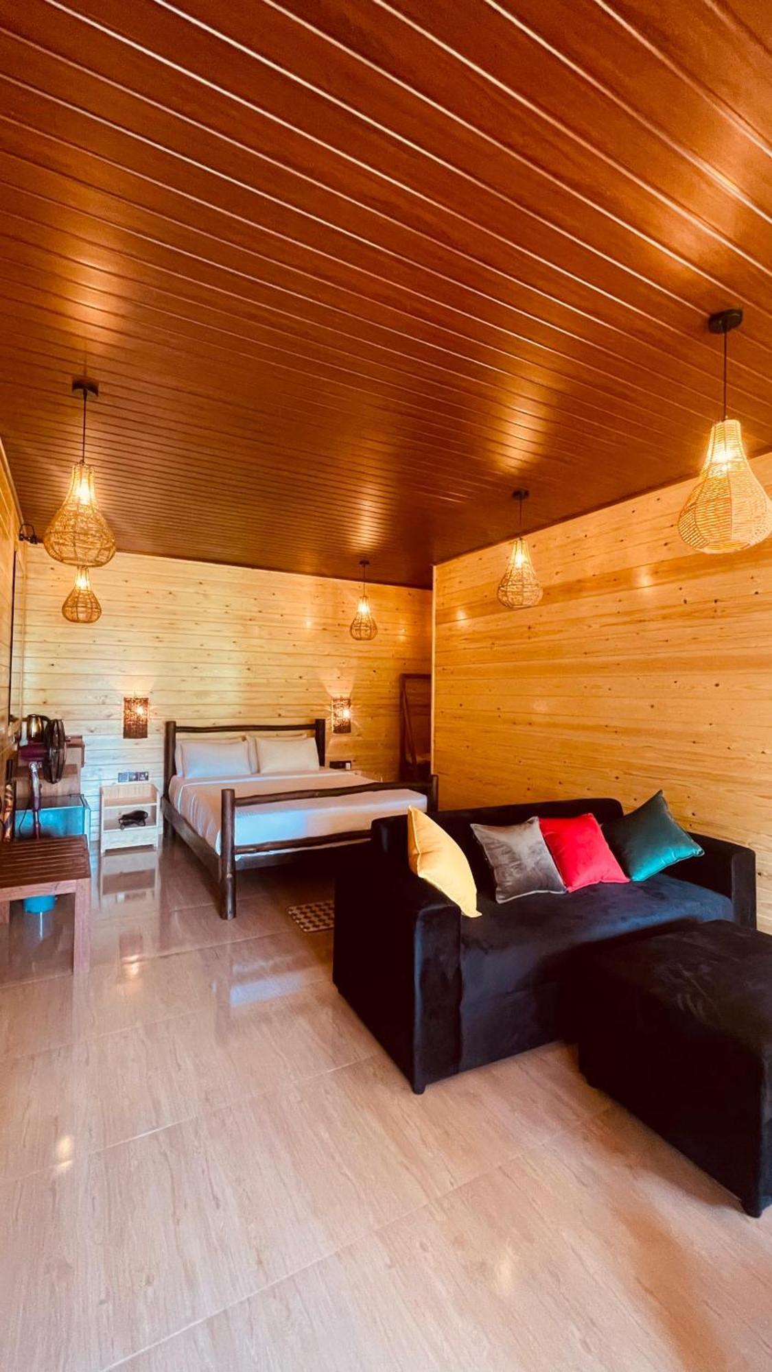 Ella Wood Cabin ภายนอก รูปภาพ