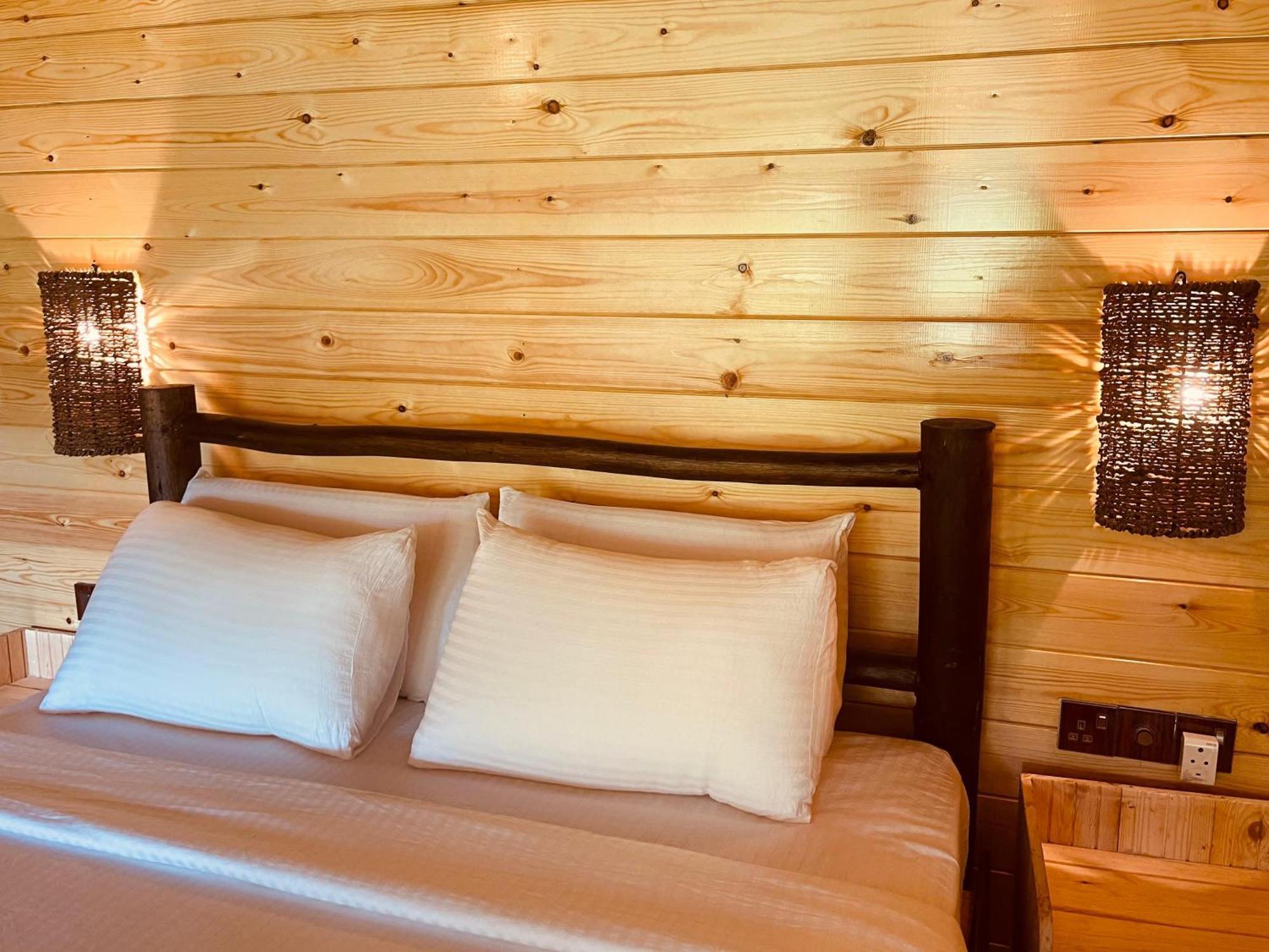 Ella Wood Cabin ภายนอก รูปภาพ