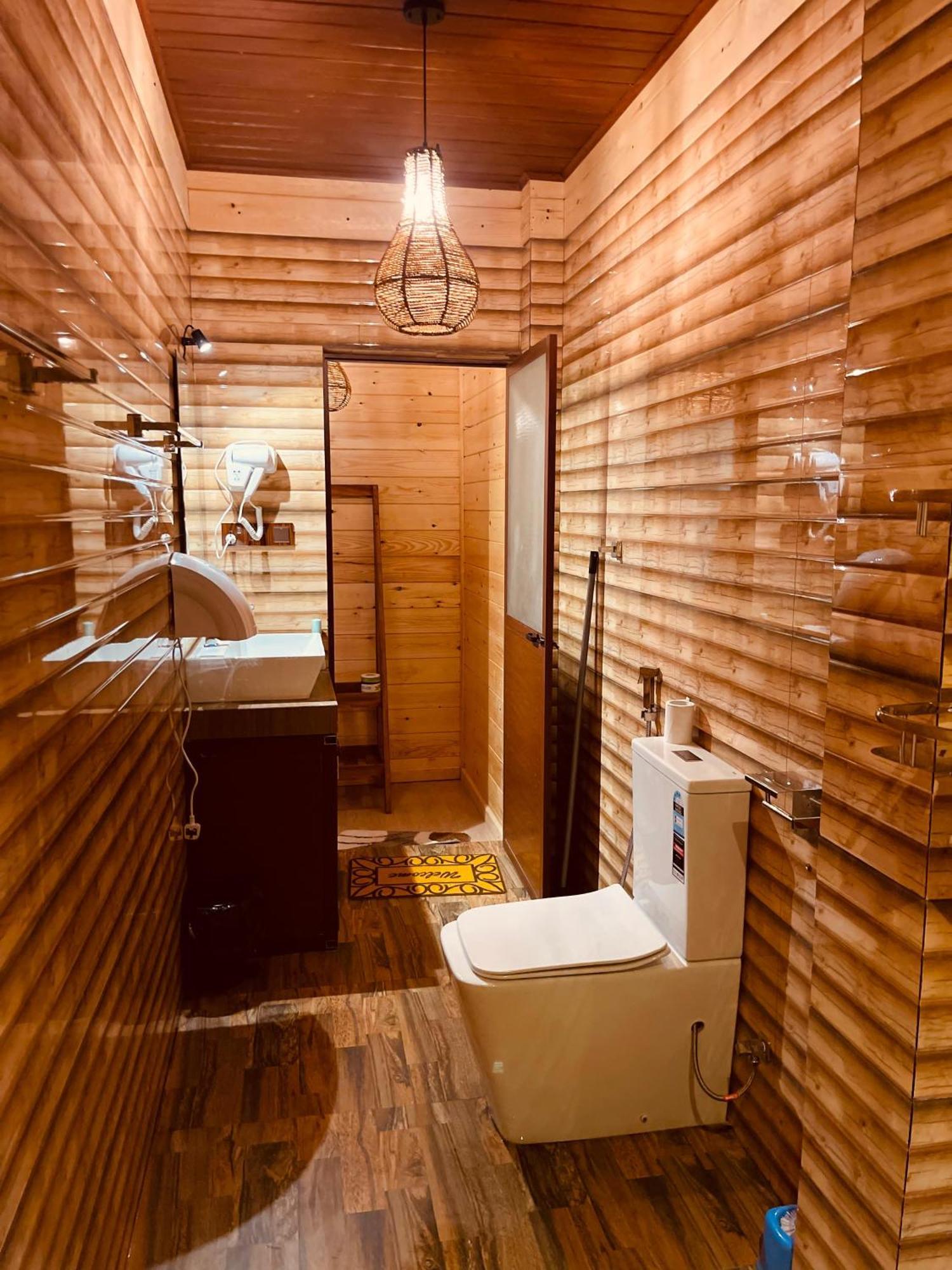 Ella Wood Cabin ภายนอก รูปภาพ