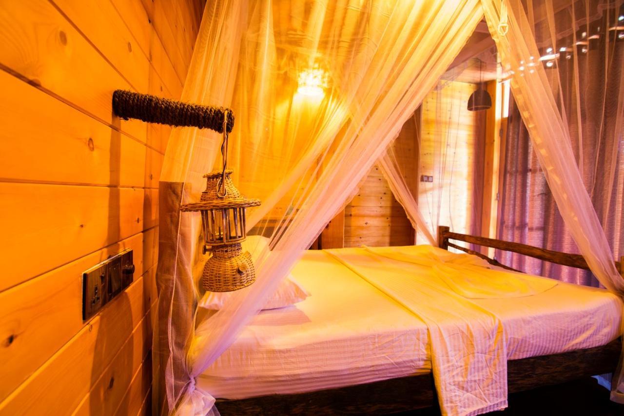 Ella Wood Cabin ภายนอก รูปภาพ