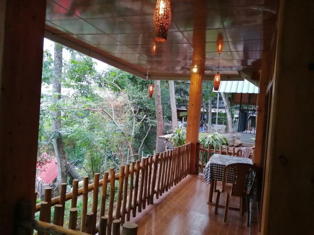 Ella Wood Cabin ภายนอก รูปภาพ
